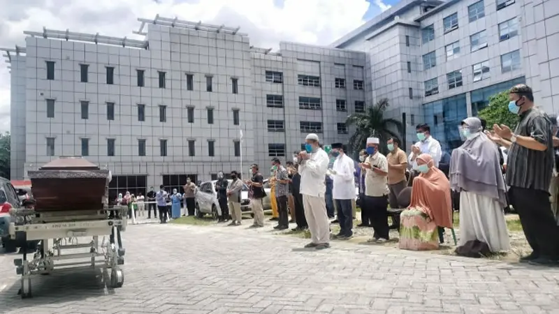 Doa untuk dokter meninggal dunia di Riau setelah beberapa hari dirawat karena terkonfirmasi Covid-19.