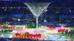 Tarian dengan warna-warni menandai perayaan penutupan Olimpiade Rio 2016  di  Stadion  Maracana, Rio de Janeiro, (22/8/2016). (AFP/Eric Feferberg)