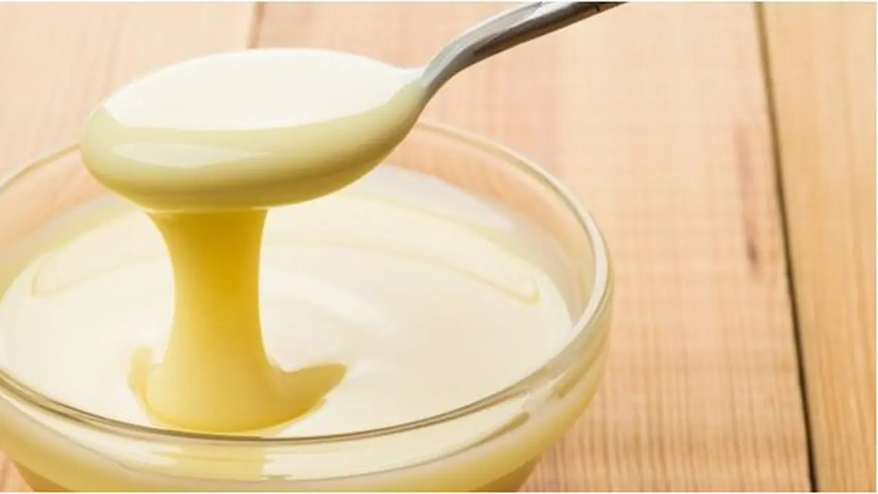 Susu Kental Manis/Copyright Shutterstock