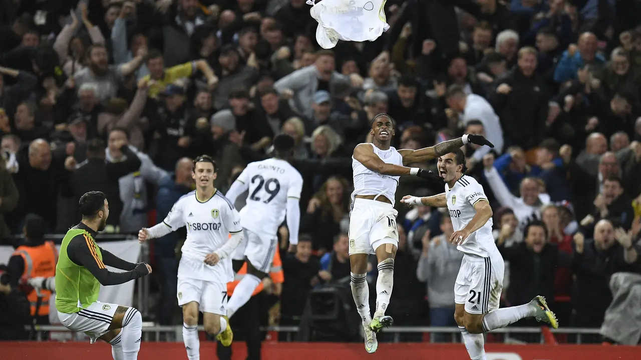 Crysencio Summerville  - Leeds United - Liga Inggris - 30 Oktober 2022