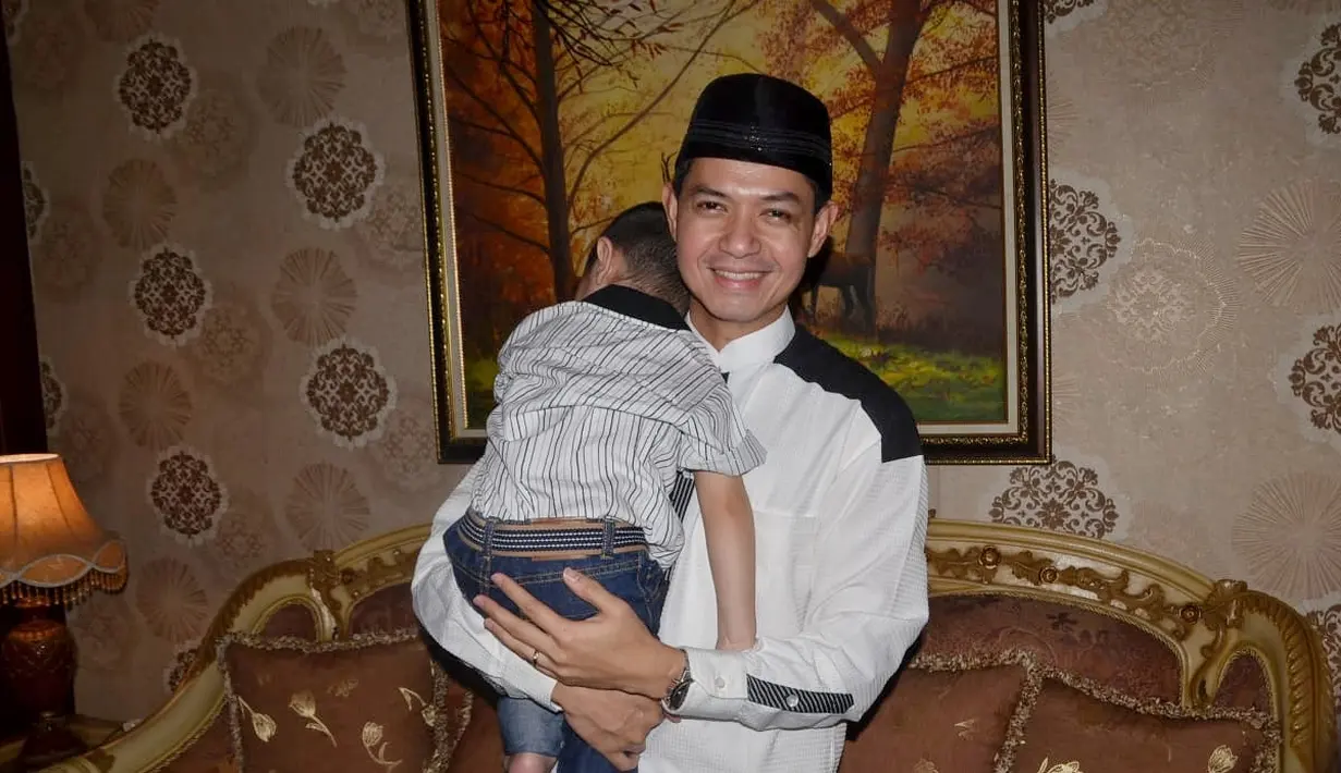 Dude Herlino dan Alyssa Soebandono