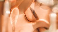 Dapatkan kesempatan memenangkan NFT edisi terbatas melalui kampanye Glow Stage dari POND'S dan Shopee. (unsplash.com/Sunny Ng)