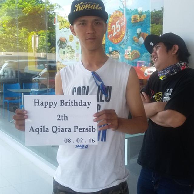 Terinspirasi Ayi Beutik Bobotoh Ini Menamai Anaknya Aqila Persib