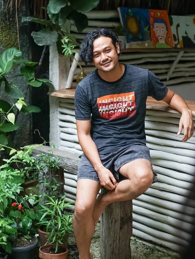 7 Potret Transformasi Dwi Sasono, Foto Kecilnya Mirip Sang Buah Hati
