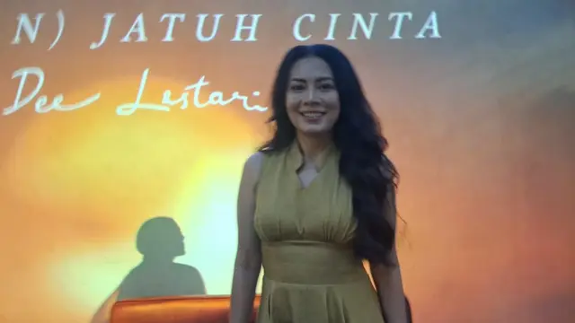 Dee Lestari. (Ratnaning Asih/ Liputan6.com)