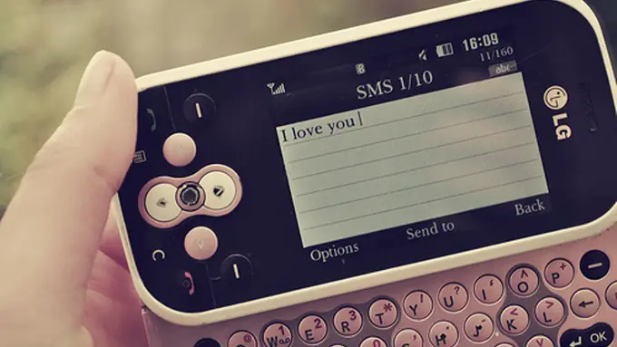 Unggah Pesan Suami ke FB, Netizen Ini Bikin Mewek Banyak Orang