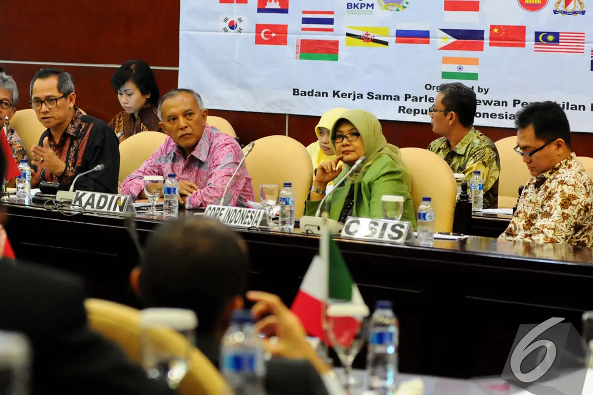 Diskusi Kerjasama Ekonomi Asean 2015