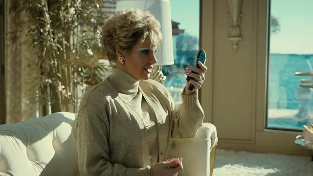 Jessica Chastain dalam The Eyes of Tammy Faye. (Foto: Dok. TSG Entertainment/ IMDb)