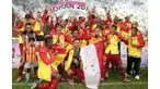 Persija minta penyelenggara Piala Jenderal Sudirman mengevaluasi kinerja wasit pada laga perdana babak 8 besar Piala Jenderal Sudirman di Stadion Manahan Solo, Sabtu (12/12/2015).