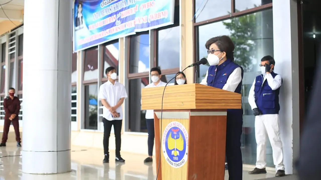 Penyampaian Paula di hadapan civitas akademika Unima saat mengakhiri masa jabatannya sebagai rektor.