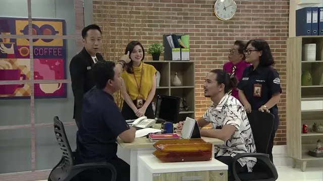 Penampilan Denny Cagur dan Jarwo Kwat di program komedi Cross Check!
