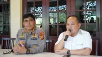 Direktur Reserse Kriminal Khusus Polda Riau Kombes Teguh Widodo (kanan). (Liputan6.com/M Syukur)