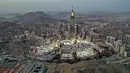 Pandangan dari udara menunjukkan suasana Masjidil Haram di Kota Suci Mekkah, Arab Saudi, 24 Mei 2020. Masjidil Haram dipandang sebagai tempat tersuci bagi umat Islam. (AFP)