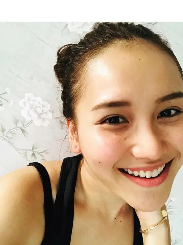 Masuk Daftar 100 Wanita Tercantik di Dunia, Inilah Potret Ayu Ting Ting Tanpa Makeup