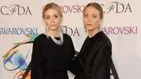 Kolaborasi bisnis si kembar Mary-Kate and Ashley Olsen ternyata membuahkan hasil yang membanggakan. 