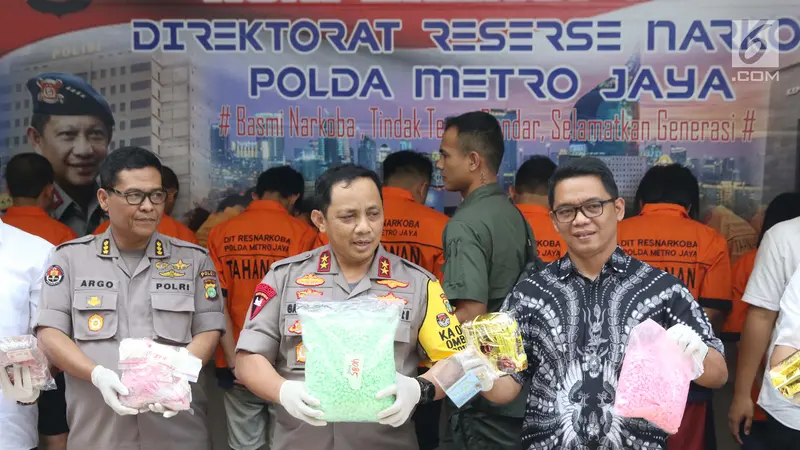 Barang Bukti Penangkapan Vokalis Zul Zivilia