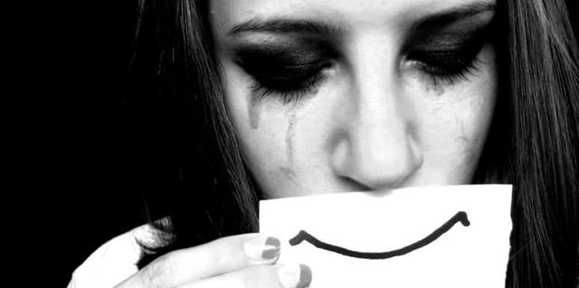 Tekanan batin dan sosial menghantui./Copyright yourtango.com