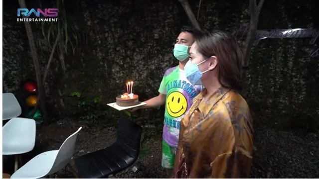 7 Potret Kejutan Ultah Dimas Ramadhan Dari Raffi Ahmad dan Nagita Slavina