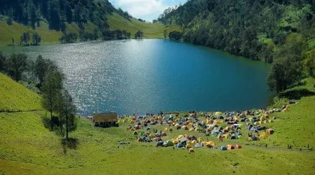 Semeru Kebakaran, 170 Pendaki Terjebak di Ranu Kumbolo
