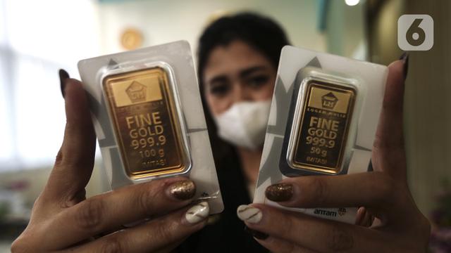 FOTO: Awal Pekan, Harga Emas Antam Turun Menjadi Rp 944 Ribu per Gram