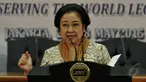 Presiden kelima RI Megawati Soekarnoputri saat menyampaikan pidato kebudayaan di Gedung Arsip Nasional, Jakarta, Selasa (26/5/2015). Megawati mendukung langkah ANRI untuk menjadikan arsip KAA sebagai warisan dunia. (Liputan6.com/Johan Tallo)