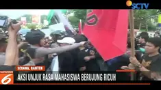 Mereka menuntut janji Jokowi-JK yang berlum terealisasi terutama mensejahterakan masyarakat .