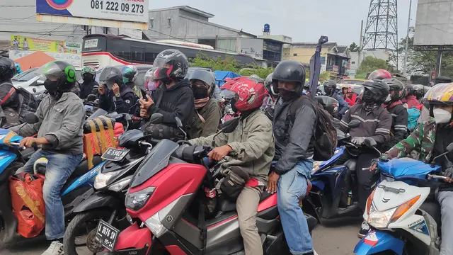 Info Mudik 2022: Jalur Pantura Cirebon Arah Jakarta Macet Imbas Penerapan One Way