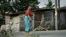 Bekerjasama dengan sejumlah pihak, Kementerian Lingkungan Hidup  (KLH) melakukan proses dekontaminasi secara intensif. (Yasuyoshi CHIBA/AFP)