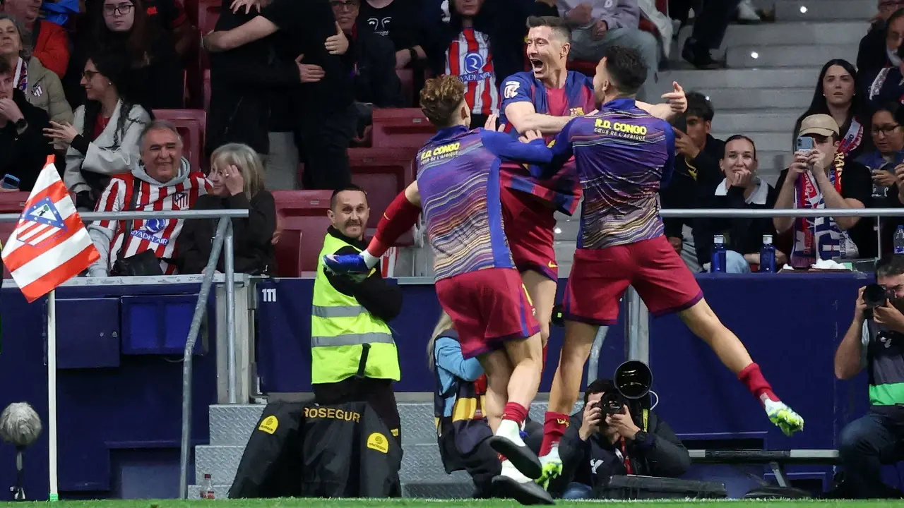 Foto: Kemenangan Comeback Barcelona atas Atletico Madrid Semakin Kukuhkan Blaugrana di Puncak Klasemen Liga Spanyol