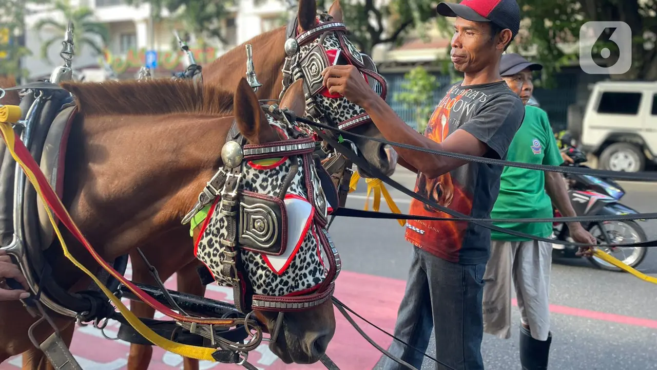 Kereta Kuda Jelang Upacara Ngunduh Mantu Kaesang Pangarep dan Erina Gudono