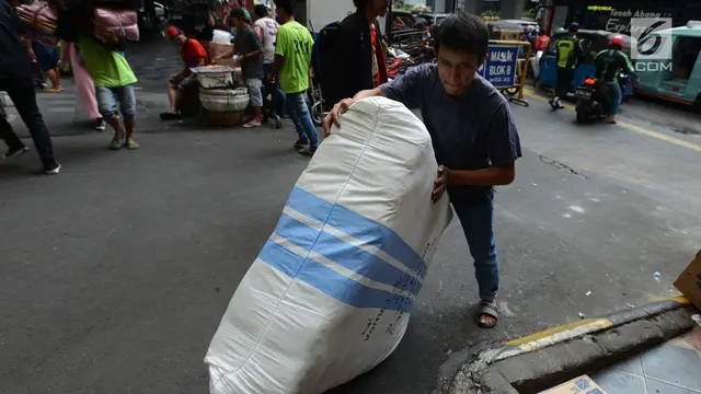 Pasca-Aksi 22 Mei, Aktivitas Pasar Tanah Abang Kembali Menggeliat