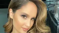 Cinta Laura memamerkan penampilannya dengan rambut mirip Jennifer Lopez (Dok.Instagram/@claurakiehl/https://www.instagram.com/p/B-DocpEDhgV/Komarudin)