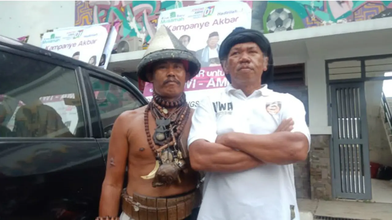 Pawang Hujan Siap Sukseskan Kampanye Akbar Jokowi-Ma'ruf di Karawang