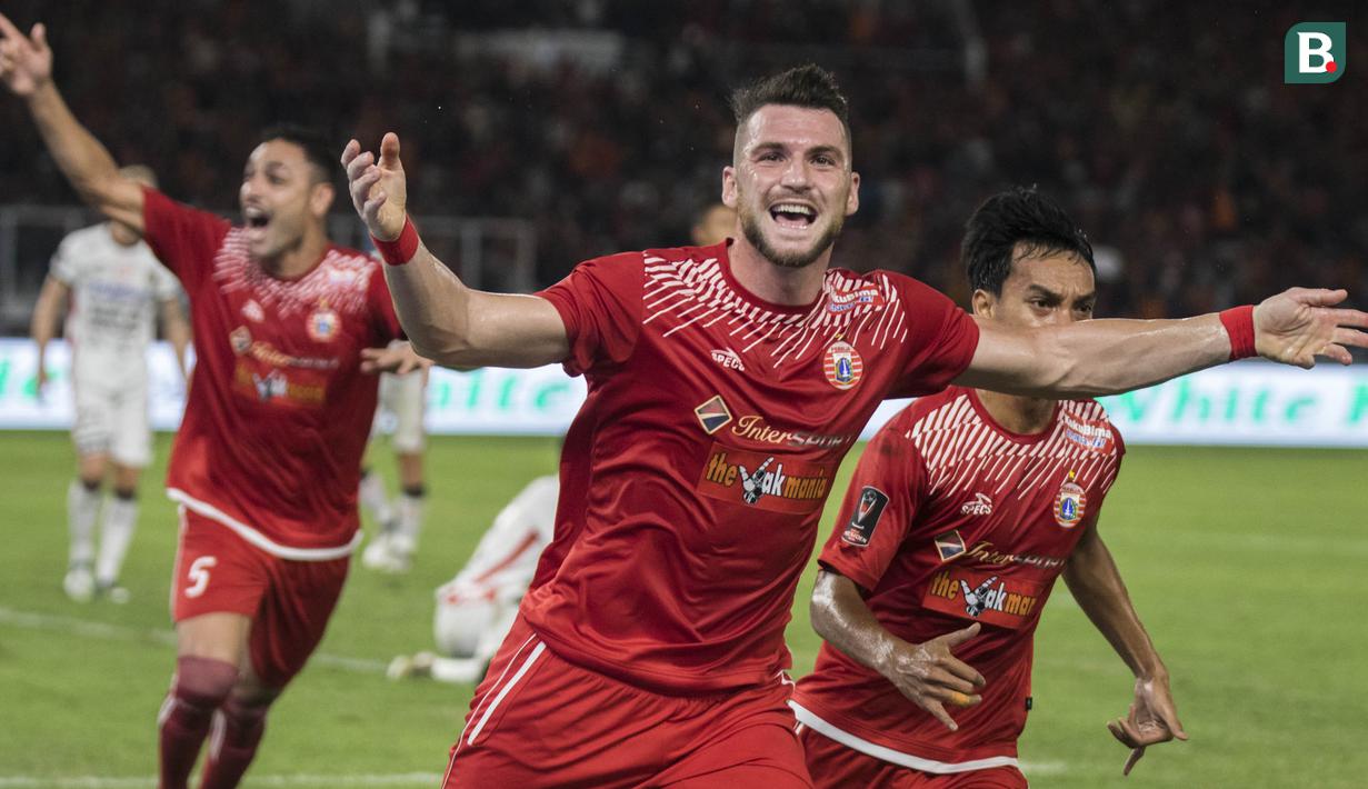 Striker Persija Jakarta, Marko Simic, merayakan gol yang dicetaknya ke gawang Bali United pada final Piala Presiden di SUGBK, Jakarta, Sabtu (17/2/2018). Persija menang 3-0 atas Bali United. (Bola.com/Vitalis Yogi Trisna)