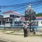 Tugu Knalpot, Cara Unik Polresta Gorontalo Kota Buat Kapok Pelanggar Lalulintas (Arfandi Ibrahim/Liputan6.com)