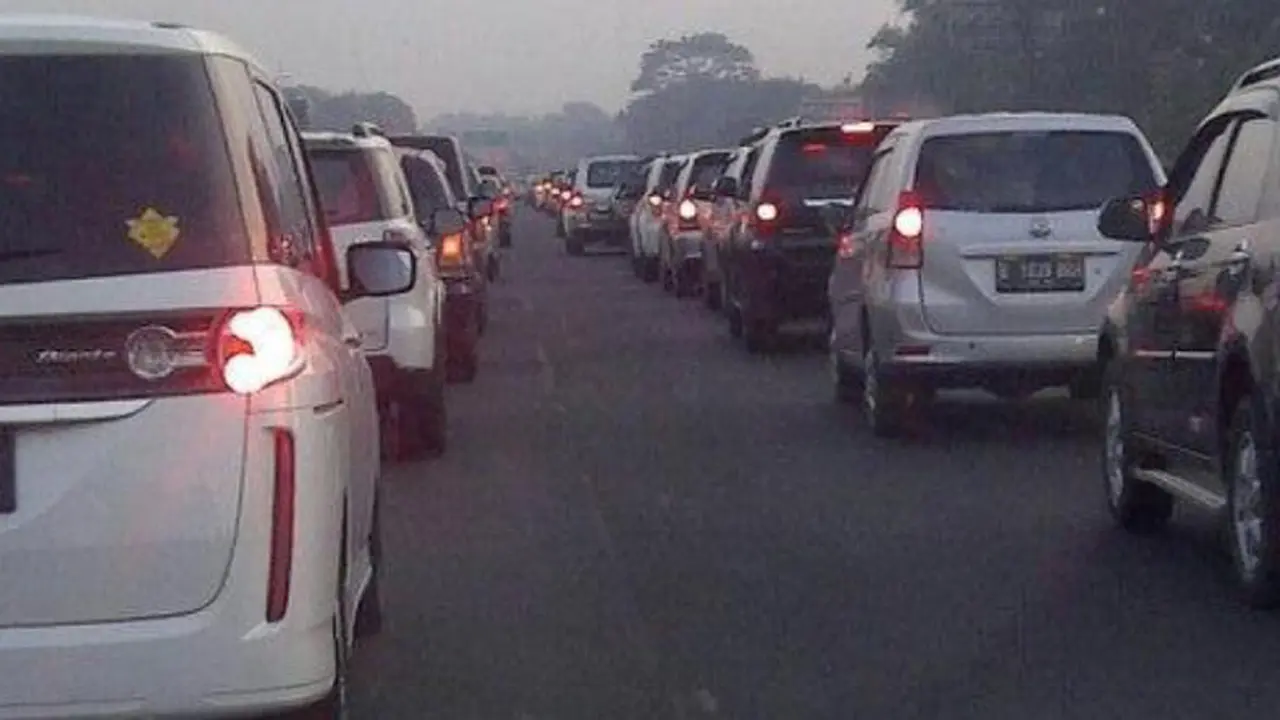 lalu lintas jakarta pagi