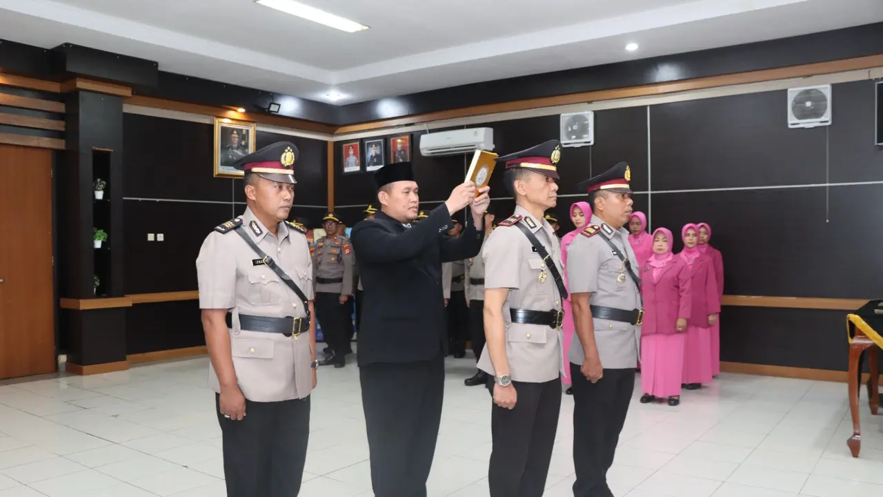 Sertijab Kapolsek Girisubo di Mapolres Gunungkidul
