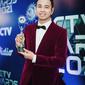 Raffi Ahmad menang SCTV Awards 2021. (Foto: Instagram @raffinagita1717)
