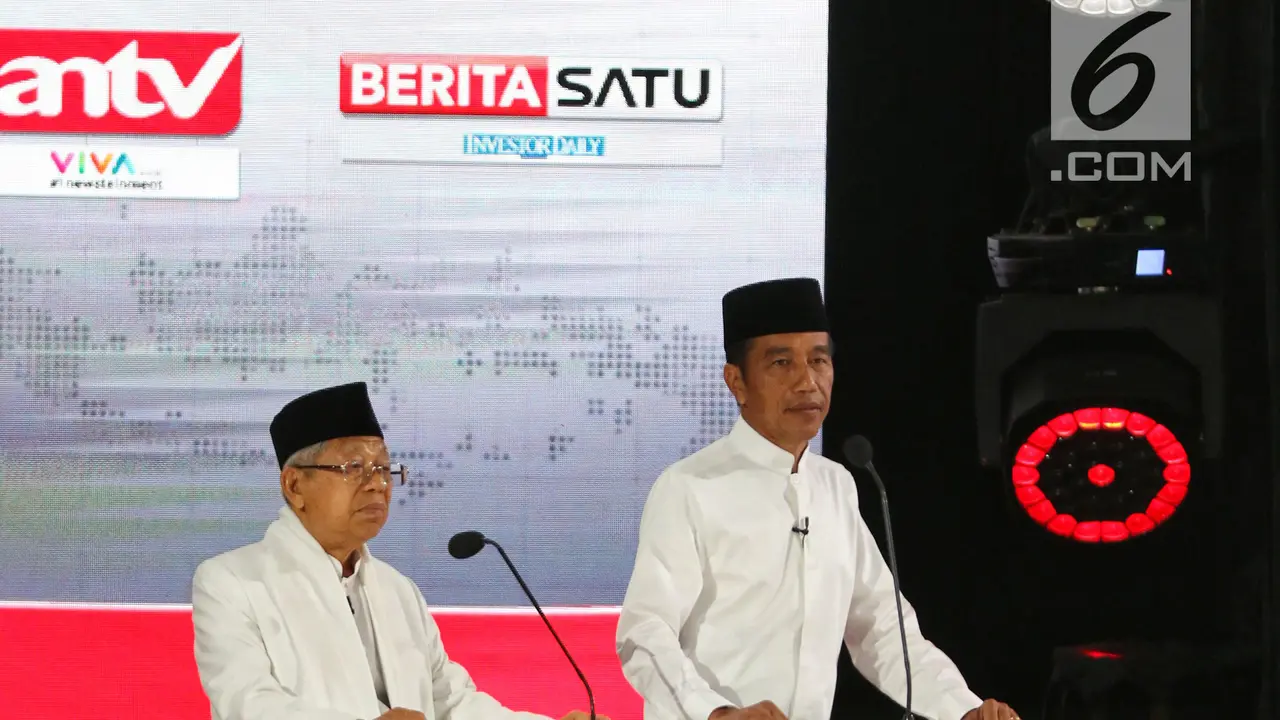 Jokowi-Ma'ruf Tunjukkan Kartu Sakti Andalan di Debat Kelima Pilpres