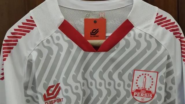 Jersey Persis Solo