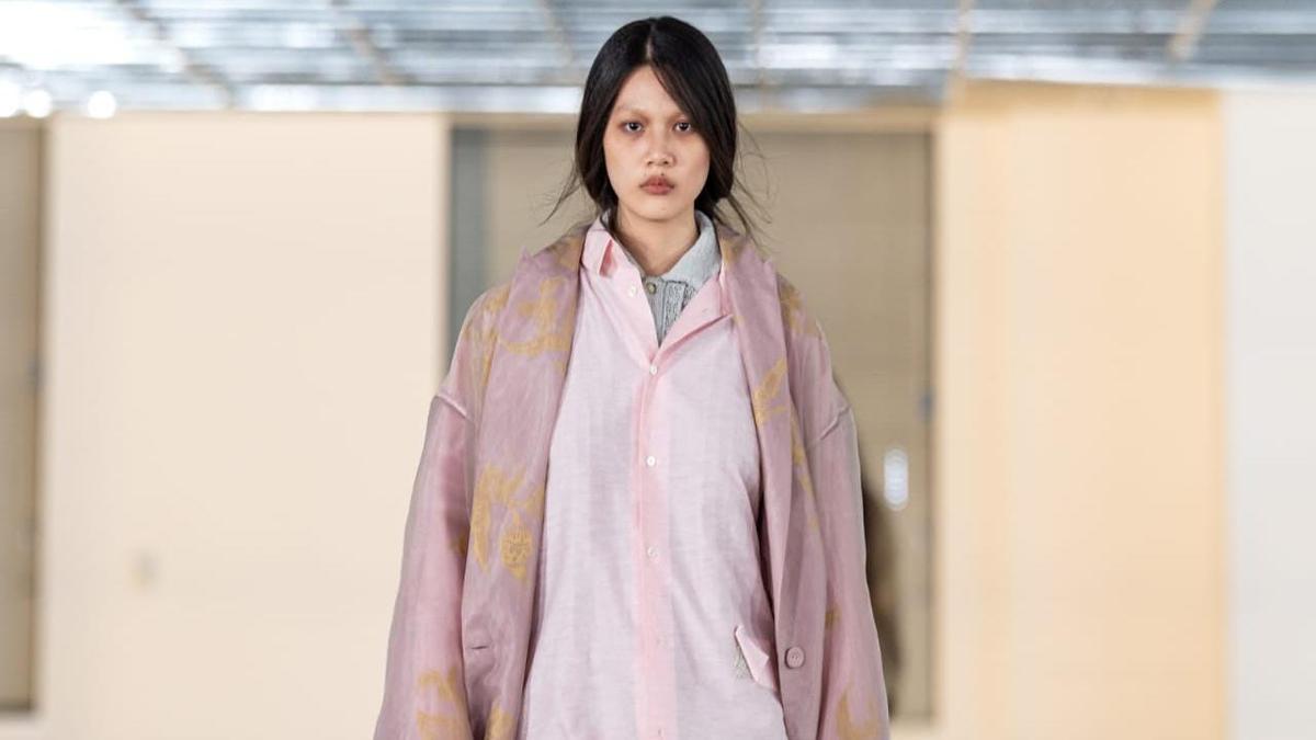 Koleksi Spring/Summer 2026 Sapto Djojokartiko Rayakan Keseimbangan antara Realitas dan Imajinasi