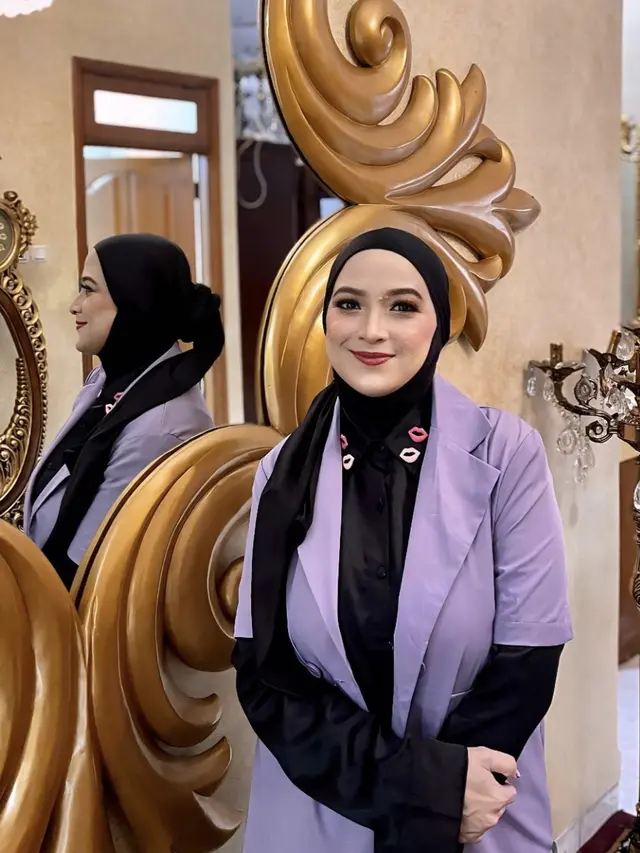Gaya Hijab Andhara Early yang Simpel tapi Tetap Modis