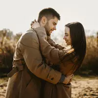 ilustrasi pasangan bahagia/photo created by freepik - www.freepik.com