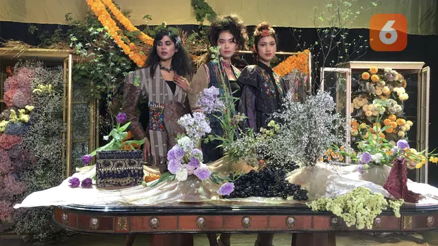 Kawin Campur, Koleksi Paduan Motif Tenun Teranyar Mel Ahyar
