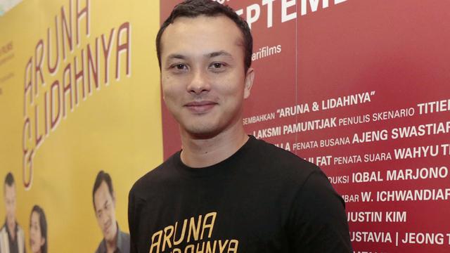 Posting Wajah Selfie Pertama Kali di Instagram, Nicholas Saputra Banjir Komentar