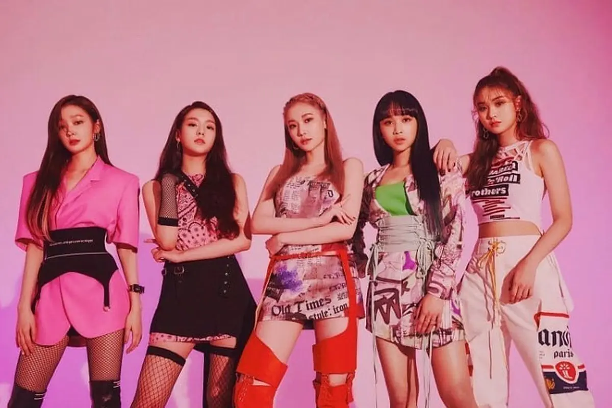 Jadi Idol Kpop Pertama Asal Indonesia, Ini 6 Potret Dita dan Member SECRET NUMBER