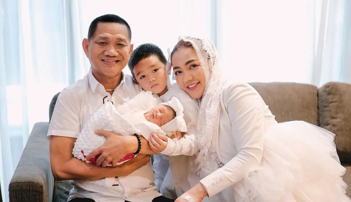 [Instagram/bellashofie_rigan]