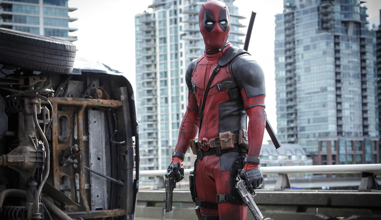'Deadpool' telah dinobatkan sebagai film superhero terbaik di tahun 2016 dalam beberapa ajang penghargaan. Namun, film yang masuk nominasi Golden Globe dan membawa pulang dua penghargaan di People's Choice Awards itu tidak masuk nominasi Oscar. (AP Photo)