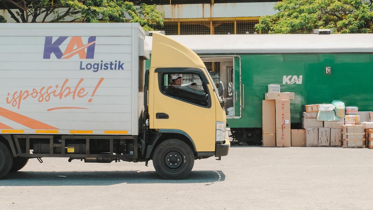 45.854 Barang Ritel Dikirim KAI Logistik saat Jelang Ramadan, Terbanyak ke Wilayah Ini