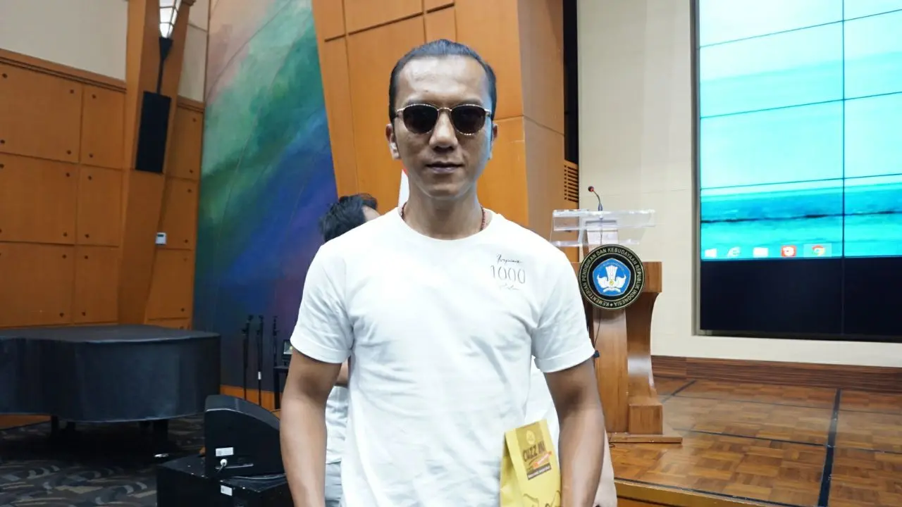 [Bintang] Teuku Rifnu Wikana